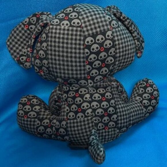 TOYNAMI RARE SKELANIMALS ~ DEAD IN PLAID DAX THE DOG PLUSH DOLL / STUFFED ANIMAL - Picture 12 of 16